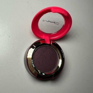MAC Magic Dust Eyeshadow (Dark Lullaby)